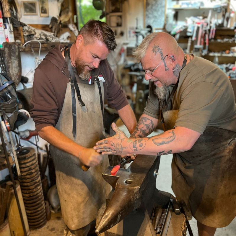 Messer von Hand schmieden