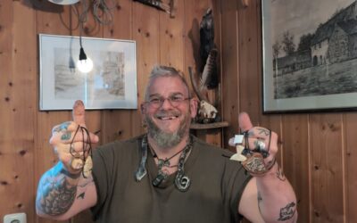 Schmuckunikate für gerade Menschen. Naturschmuck, Holzschmuck, Handgeschmiedeter Schmuck